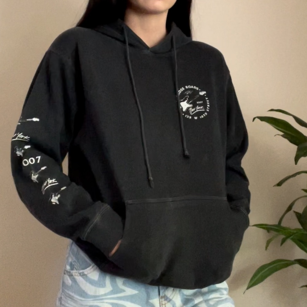 Brandy Melville graphic sweatshirt